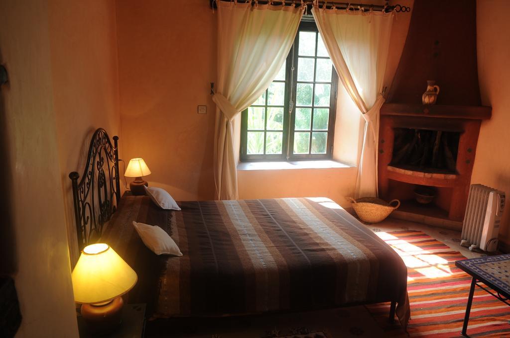 Auberge Chez Momo II Уирган Экстерьер фото