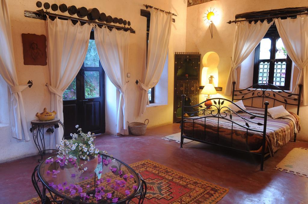 Auberge Chez Momo II Уирган Экстерьер фото