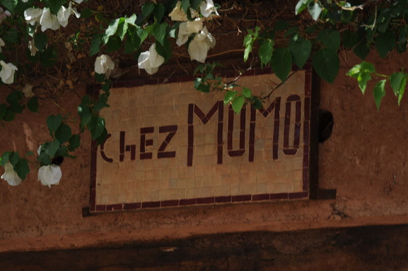 Auberge Chez Momo II Уирган Экстерьер фото