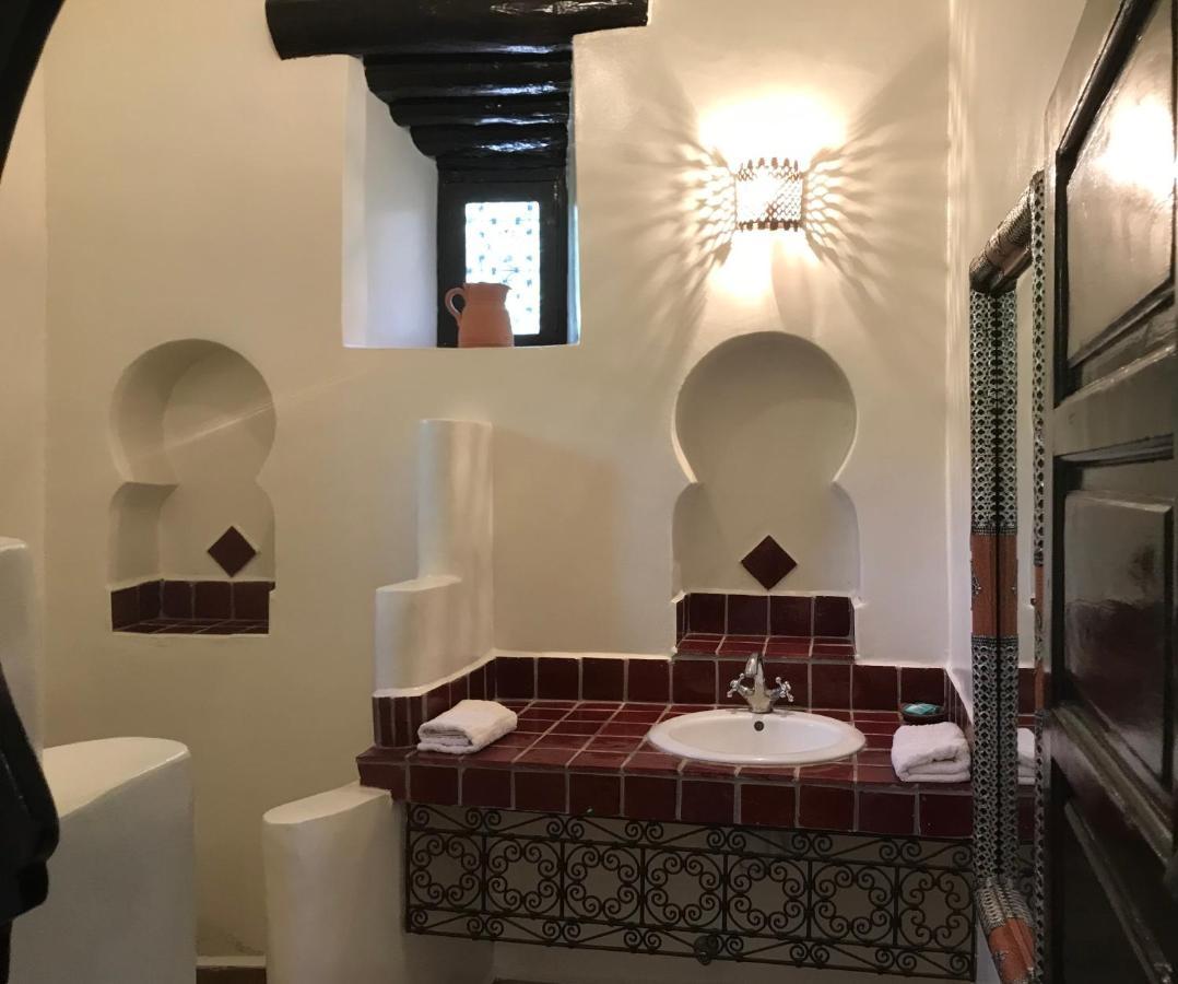 Auberge Chez Momo II Уирган Экстерьер фото